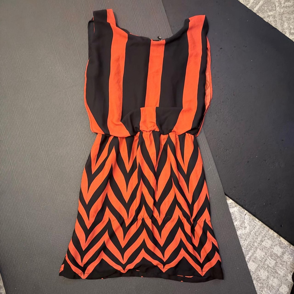❤️🖤 Y2K LOVE CULTURE RED & BLACK CHEVRON DRESS 🖤❤️